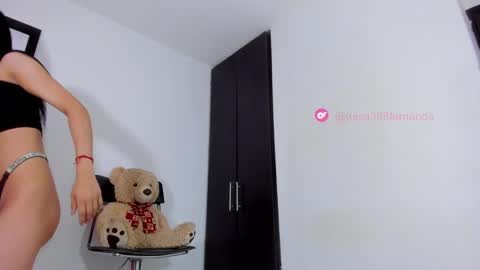 Snapshot of luisa_summer2 chatting on 2, 3, 2025 Luisa Fernanda online show from 2, 3, 2025