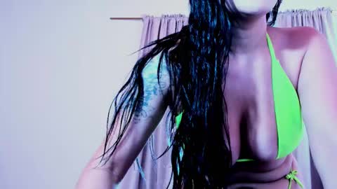 Snapshot of luisaa_diaz_ chatting on 9, 2, 2026 Luisa Diaz online show from 9, 2, 2026