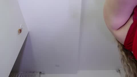 Snapshot of luisaelizaa__ chatting on 1, 7, 2026 Luisa online show from 1, 7, 2026