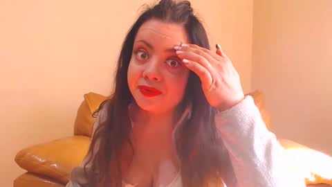 Cassie online show from 10, 3, 2025