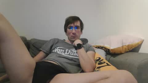 Snapshot of luismcawesome chatting on 3, 12, 2025 Luis online show from 3, 12, 2025