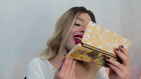 Luka Castillo online show from 6, 1, 2026