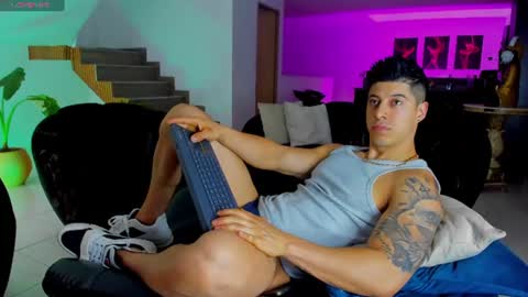 Snapshot of lukas_green1 chatting on 19, 6, 2026 Lukas Green online show from 19, 6, 2026
