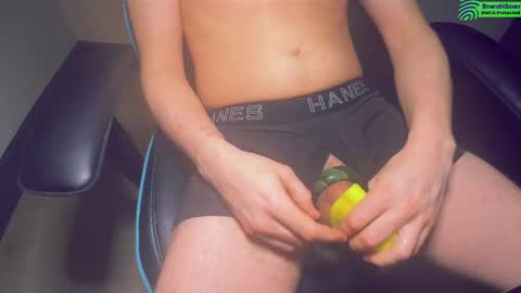 lukatripp online show from 27, 2, 2025