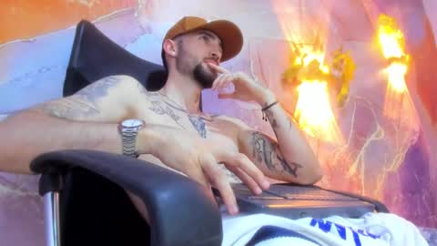 LUKE online show from 31, 1, 2025