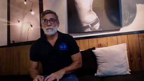 Luke Crews online show from 28, 1, 2025