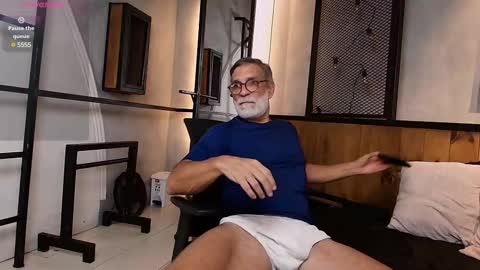 Luke Crews online show from 30, 1, 2025