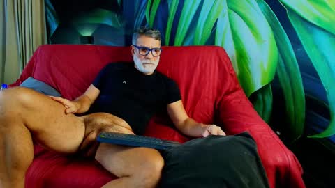 Luke Crews online show from 30, 9, 2025