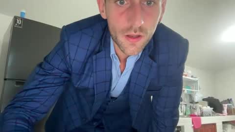 Snapshot of lukegunn22 chatting on 7, 12, 2024 MR. Luke Gunn online show from 7, 12, 2024