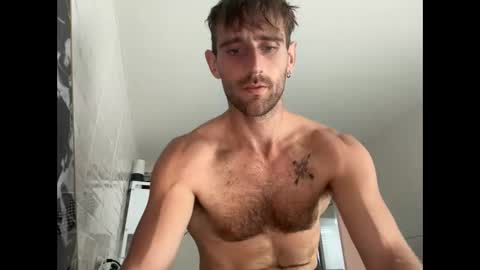 Snapshot of lukegunn22 chatting on 25, 12, 2024 MR. Luke Gunn online show from 25, 12, 2024