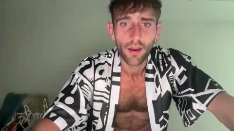 Snapshot of lukegunn22 chatting on 16, 2, 2025 MR. Luke Gunn online show from 16, 2, 2025