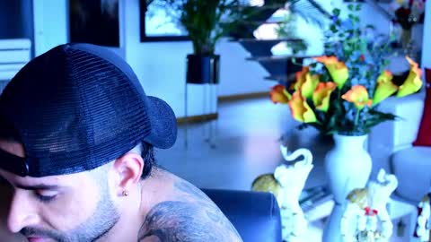 Lukhas f4f online show from 28, 3, 2026