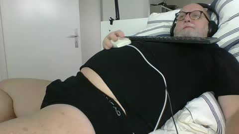 luley58 online show from 26, 2, 2025