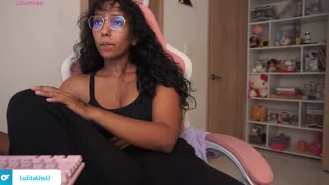 Snapshot of lulitauwu chatting on 11, 9, 2025 lulitauwu online show from 11, 9, 2025