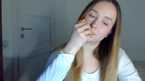 Lulu Baby18 online show from 10, 2, 2026