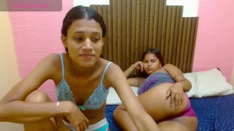 Snapshot of lulu_james chatting on 6, 10, 2025 I AM LULU online show from 6, 10, 2025