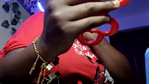 lulu_sparks1 online show from 29, 10, 2025