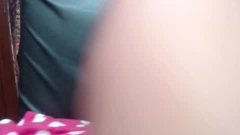 Snapshot of lulu_xxx_pervert chatting on 16, 10, 2025 Lulu online show from 16, 10, 2025