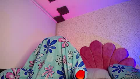 Snapshot of luly_blue chatting on 30, 5, 2026 Luly online show from 30, 5, 2026