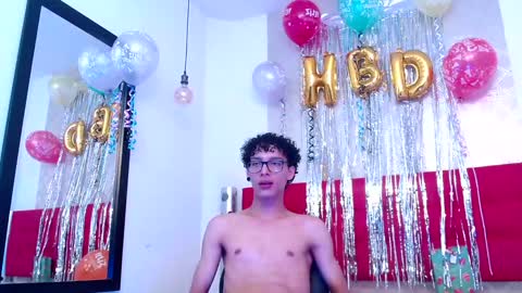 Snapshot of lumberjack_20 chatting on 24, 12, 2024 Vanity ErosX online show from 24, 12, 2024