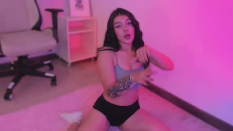 Snapshot of lummii_ chatting on 8, 2, 2026 lummii_ online show from 8, 2, 2026