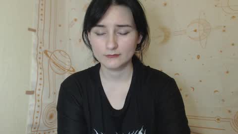 Lumulav online show from 5, 3, 2025