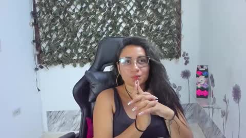 Luna  online show from 7, 11, 2025