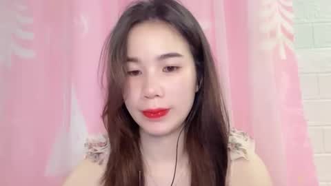 Luna online show from 7, 4, 2026