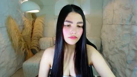 Luna online show from 18, 10, 2025