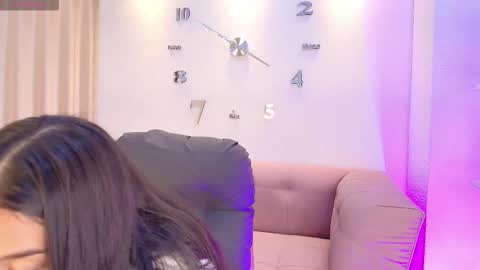 Luna And Titan  online show from 13, 2, 2026