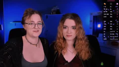 luna_berryy online show from 10, 9, 2025