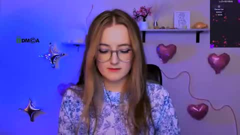 luna_berryy online show from 18, 2, 2026