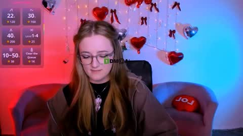 luna_berryy online show from 28, 2, 2026