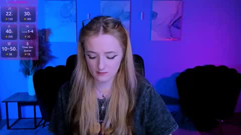 luna_berryy online show from 24, 3, 2026