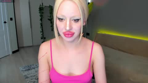 luna_beverly online show from 14, 4, 2026