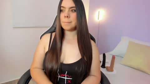 L U N A  online show from 19, 6, 2026