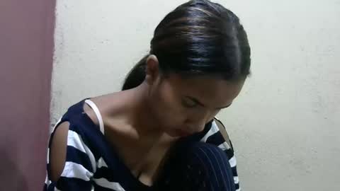 Snapshot of luna_cherry0 chatting on 12, 5, 2026 Laura online show from 12, 5, 2026