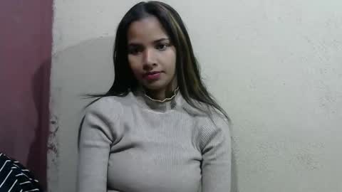 Snapshot of luna_cherry0 chatting on 13, 5, 2026 Laura online show from 13, 5, 2026