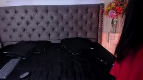 luna_cute14 online show from 19, 3, 2026