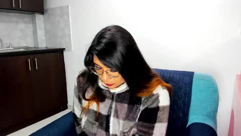 luna  online show from 18, 2, 2025