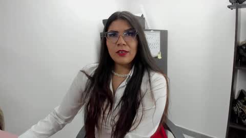 luna  online show from 22, 9, 2025