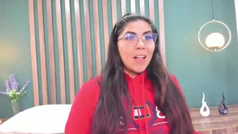 luna  online show from 26, 9, 2025