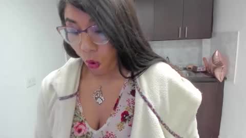 luna  online show from 3, 2, 2026