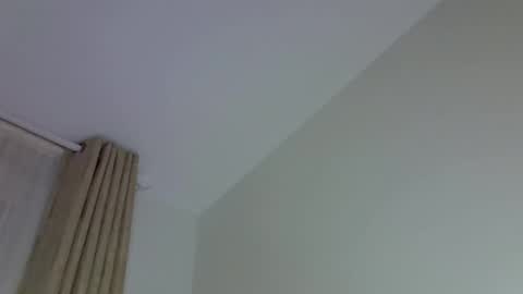 Snapshot of luna_empress chatting on 16, 4, 2026 maskedmalkia online show from 16, 4, 2026