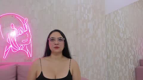 luna_ferrer1 online show from 30, 6, 2026