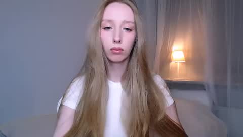 Snapshot of luna_insanity chatting on 12, 6, 2026 Luna online show from 12, 6, 2026