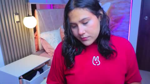 Luna  Jonez  online show from 26, 10, 2025