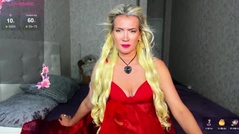 luna_lew1s online show from 29, 1, 2025