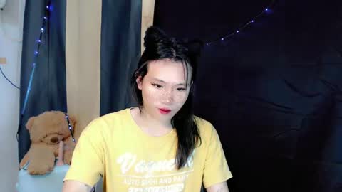 Snapshot of luna_love_bitex chatting on 12, 2, 2025 LUNA online show from 12, 2, 2025