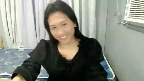 Snapshot of luna_love_bitex chatting on 7, 3, 2025 LUNA online show from 7, 3, 2025